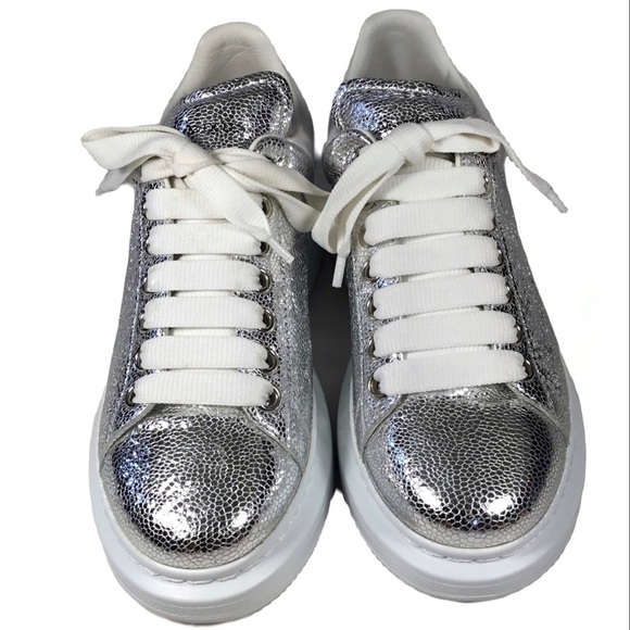 Alexander McQueen NWT Silver Oversized Trainers - Picture 2 of 9